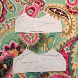 white sports bra